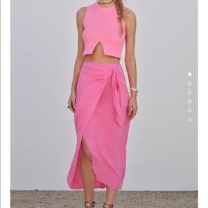 zara pink knotted midi skirt size XS
